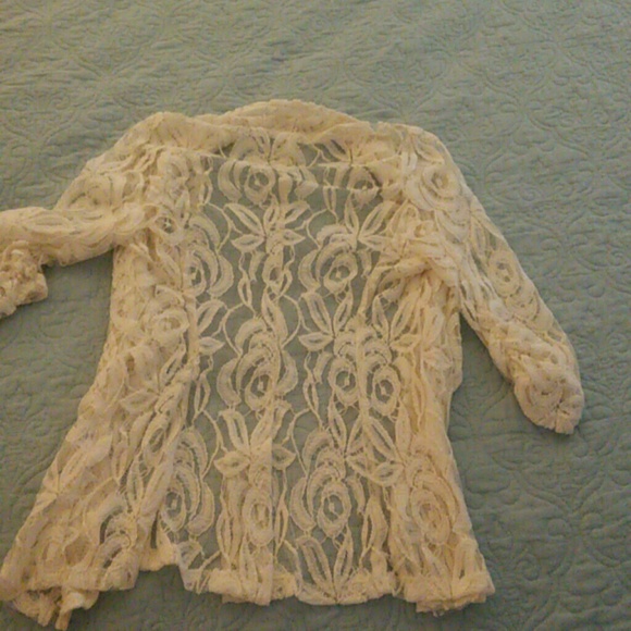 Beautiful nwot lace blazer - Picture 8 of 8
